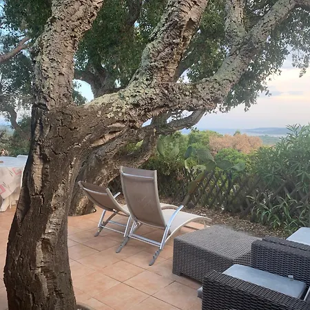 Auxcheneslieges Hébergement de vacances *