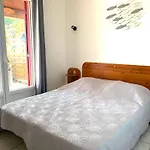 Auxcheneslieges Holiday home Lecci