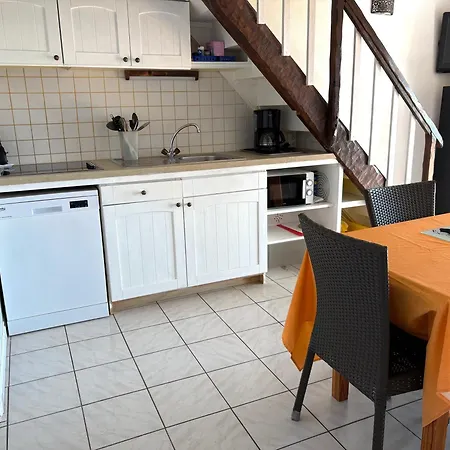 Auxcheneslieges Lecci